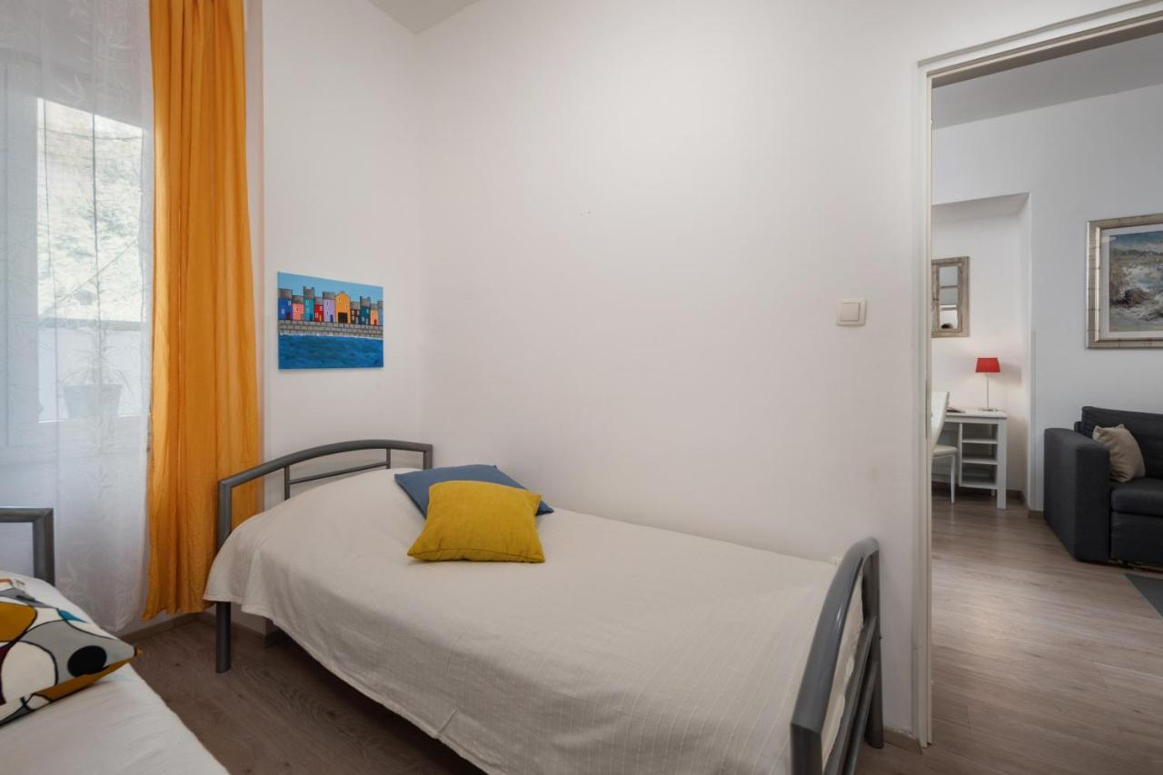 Naval Apartment Rijeka Exteriör bild